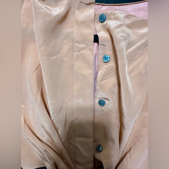 Authentic Marc Jacobs Pink and Black Blouse Button & Bow Back Size 0 - Picture 6 of 9